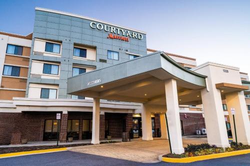 Courtyard Largo Medical Center Drive Image