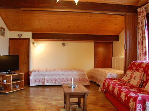 Appartement spacieux avec WiFi, parking et animaux admis
