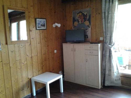Studio cosy aux Gets, près des pistes et du centre, avec balcon, garage, Wi-Fi, et espace vélo