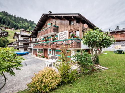 Charmant appartement avec WiFi, parking et animaux admis