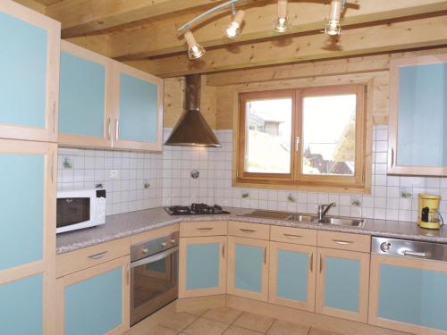 Chalet spacieux pour 10 pers. avec Wi-Fi et cheminée