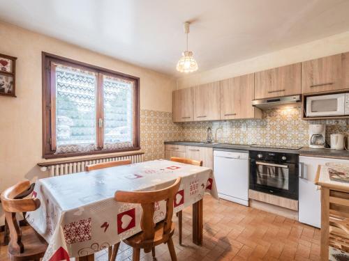 Appartement cosy 5 pers. aux Gets, proche remontées mécaniques, exposé Sud/Ouest, avec parking privé - FR-1-671-104