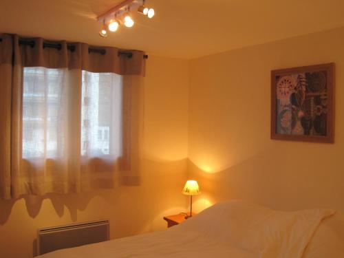 Krevet ili kreveti u jedinici u okviru objekta Appartement Les Gets, 2 pièces, 4 personnes - FR-1-671-114