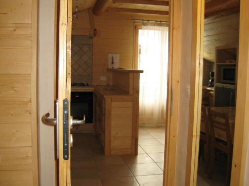 Charmant studio au cœur des Gets, proche des télécabines, balcon ensoleillé, parking inclus