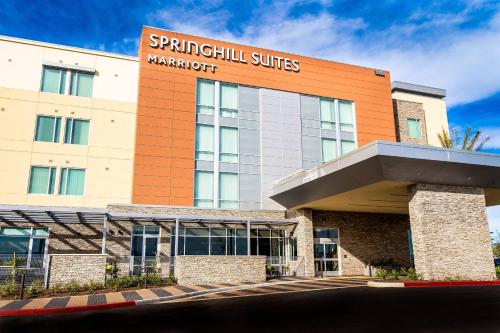 an exterior view of the springhill suites marriott hotel at SpringHill Suites by Marriott Ontario Airport/Rancho Cucamonga in Ontario