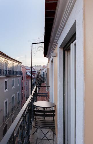 FLH Alluring Design Apartment S Bento
