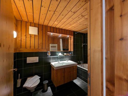 N-Orgon - Sleeps 4, tranquil location.