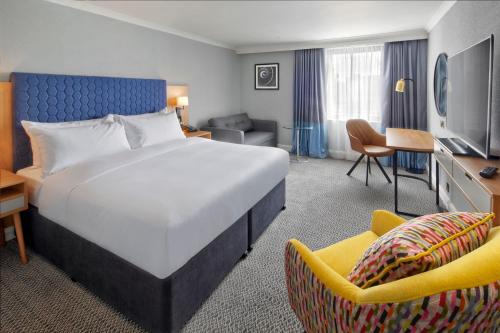 Letto o letti in una camera di DoubleTree by Hilton Manchester Airport