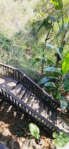 Κήπος έξω από το Old Vic Travellers Inn Nelspruit