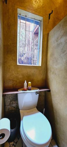 Ένα μπάνιο στο Old Vic Travellers Inn Nelspruit