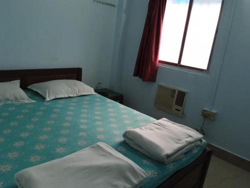 Gallery image of Centerpoint Guest House in Kolkata