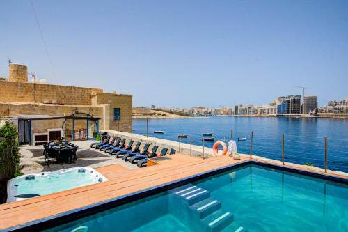 Valletta Waterfront Villa with Pool and Jacuzzi