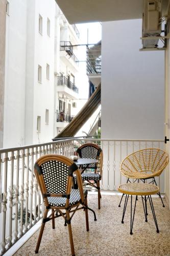 Athens Urban Heaven- Close to the metro