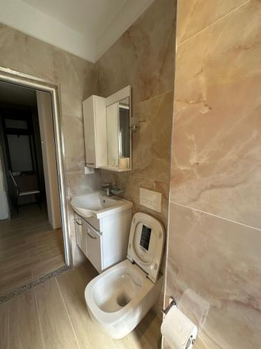Ένα μπάνιο στο Hotel Trifoni