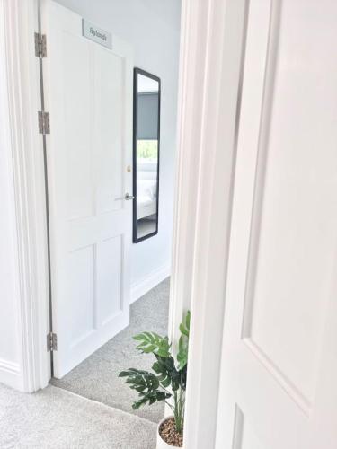 Φωτογραφία από το άλμπουμ του Hyland Apartment by CityNest σε Chelmsford