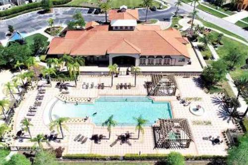 Remarkable Cozy 4Bed-3Ba Townhouse photo 32