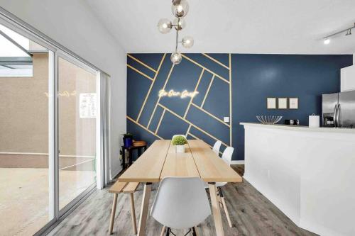 Remarkable Cozy 4Bed-3Ba Townhouse photo 6