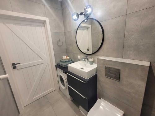 Ένα μπάνιο στο APARTAMENT W TRZĘSACZU