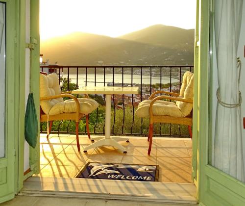 Marchie's Place - Spacious one bedroom apartment for rent on Skopelos Island