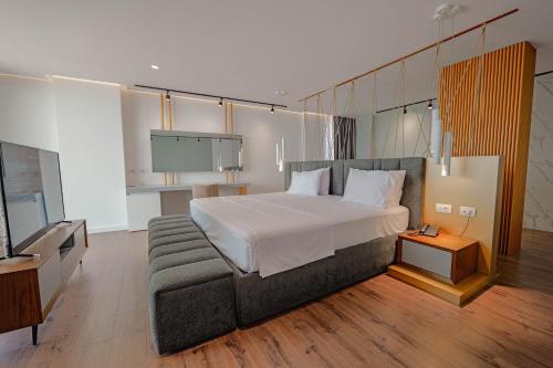 Φωτογραφία από το άλμπουμ του Dorchester Hotel στους Αγίους Σαράντα