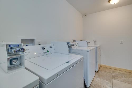 Fotografie z fotogalerie ubytování Van Buren Condo Near Boating, Hiking and Golfing! v destinaci Van Buren