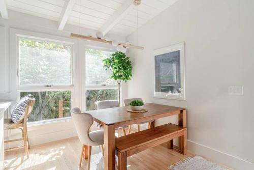 Imagen de la galería de Charming Victorian Oasis with an Elegant and Spacious Haven, en San Francisco