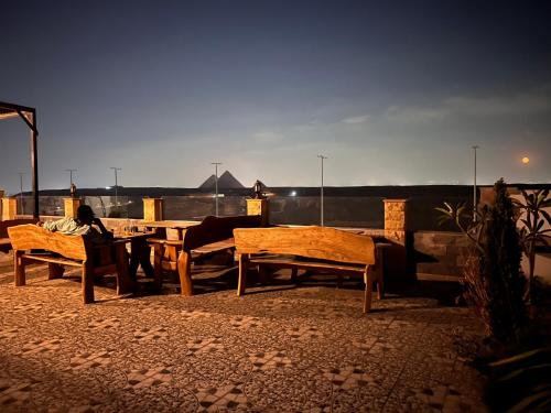 ‘Ezbet `Abd el-ḤamîdにあるPyramids Desert Gate Hotelのギャラリーの写真