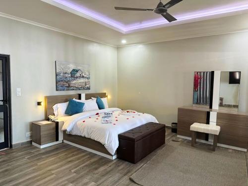 The Big Blue Resort & Spa – Photos 2