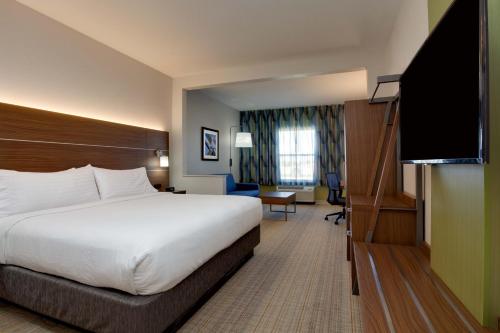 Holiday Inn Express & Suites Orlando International Airport, an IHG Hotel Image