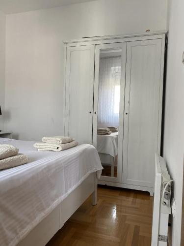 Llit o llits en una habitació de Apartment Matovic