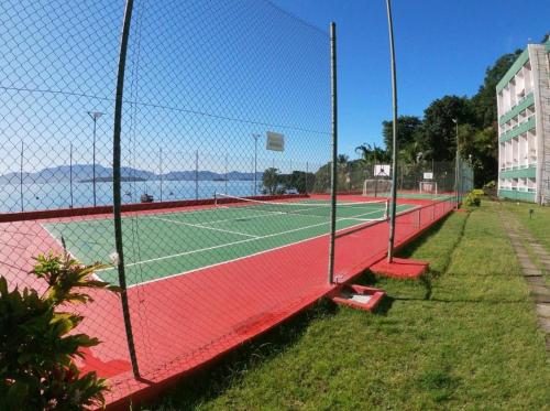 Tennis und/oder Squash in der Unterkunft angra dos reis, angra inn, vista mar duplex oder in der Nähe