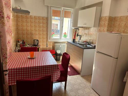 Кухня или мини-кухня в Venice Star House
