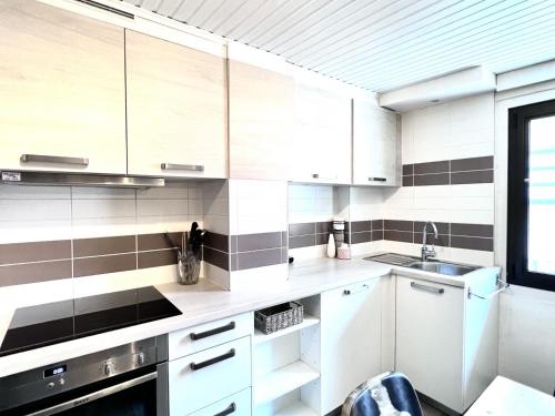 Appartement cosy au cœur des Gets, proche des télécabines, 2 chambres, Wi-Fi, parking privatif