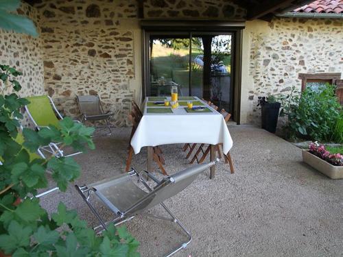 Gîte Maurs, 3 pièces, 4 personnes - FR-1-742-382
