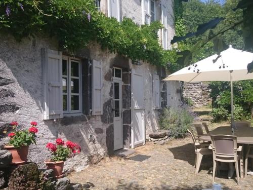 Gîte Le Monteil, 3 pièces, 4 personnes - FR-1-742-495