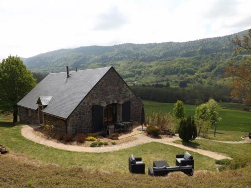 Gîte Le Falgoux, 3 pièces, 4 personnes - FR-1-742-305