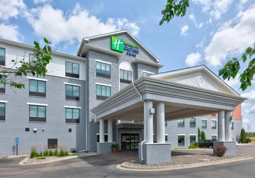 Holiday Inn Express Hotel & Suites Shakopee by IHG in Bloomington