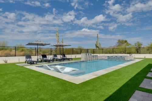 Πισίνα στο ή κοντά στο Pool, Spa, Game Room Luxury Fountain Hills Escape