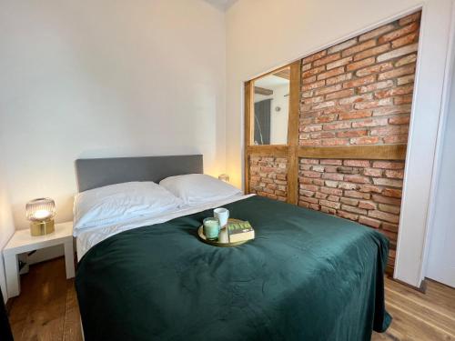 Krevet ili kreveti u jedinici u objektu Historisches Altstadt Juwel mit 2 Zimmern inklusive Netflix