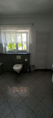 Un baño de Geinberg Suites & Via Nova Lodges