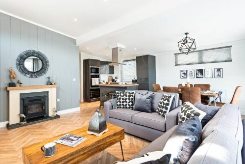 Posezení v ubytování Shropshire Lodges - Romantic Luxury Hot Tub Breaks