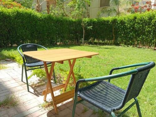 Luxury King Bed with garden-Zayed Families only