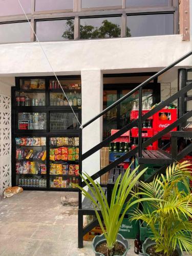 Biblioteca en el hostal