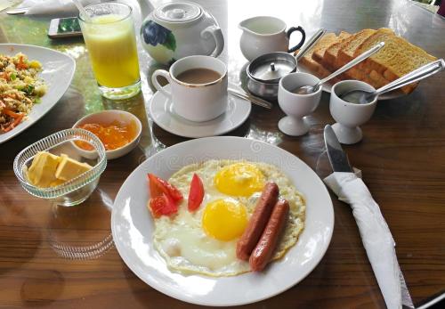 Mad på hotellet eller i nærheden