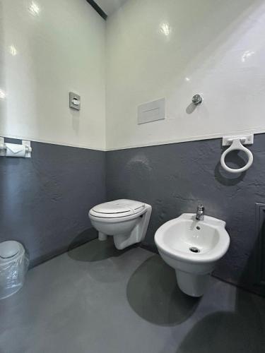 Salle de bains dans l'établissement Residence Villa Rosa dei Venti