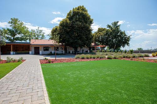 Barkland Apartman 3915 Tarcal, Fő út 174. kép - 3