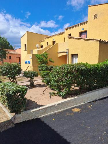 STUDIO CLIMATISE box 5 G Résidence Odalys Saint Loup, piscine ,parking privé et superette 25