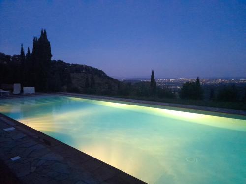 Swimming pool sa o malapit sa Villa al Fondorina