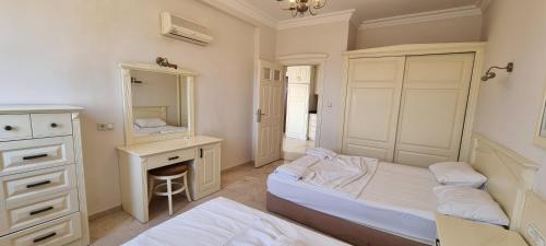 Villa mit traumhaften Meerblick im 5 * Hotelkomplex