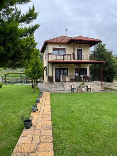 ZEUS Viewpoint Villa: Three floors of beauty